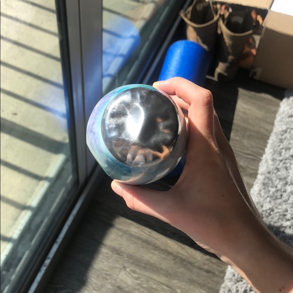 25 oz swell bottle - Picture 2 of 6